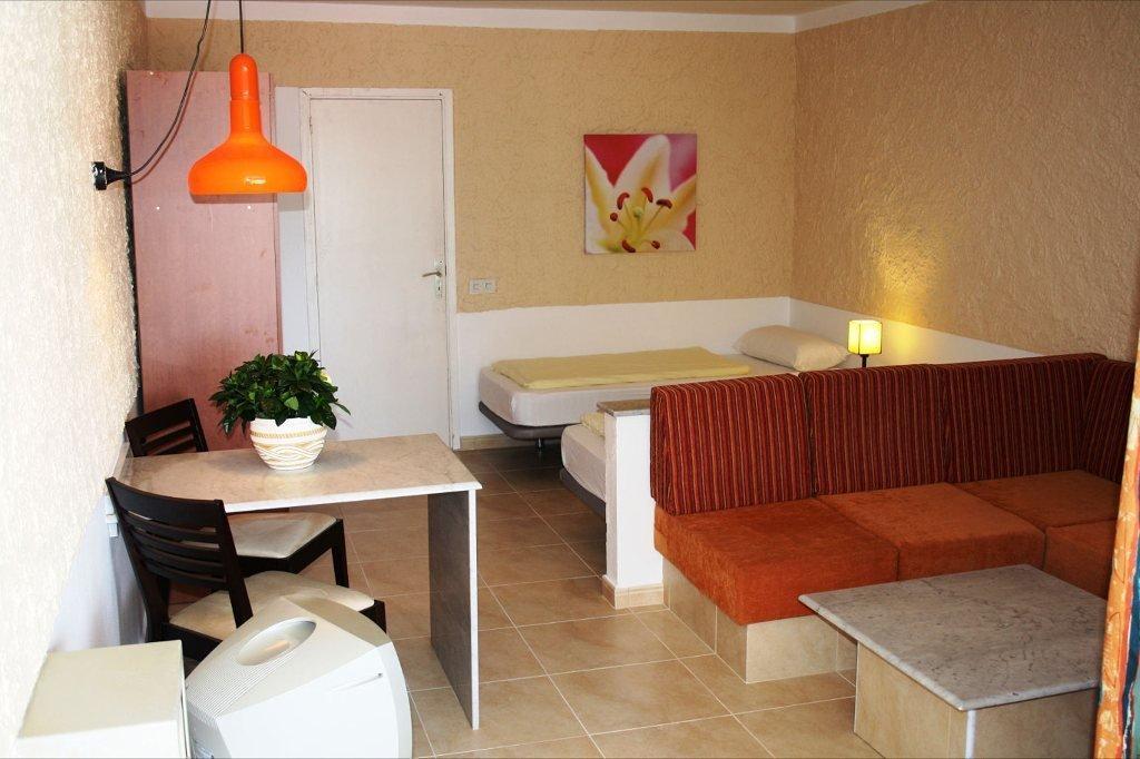 Matorral Apartment *